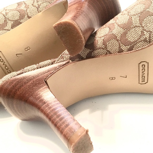 COACH Greta Mule Leather Signature Fabric Heel - Picture 5 of 8